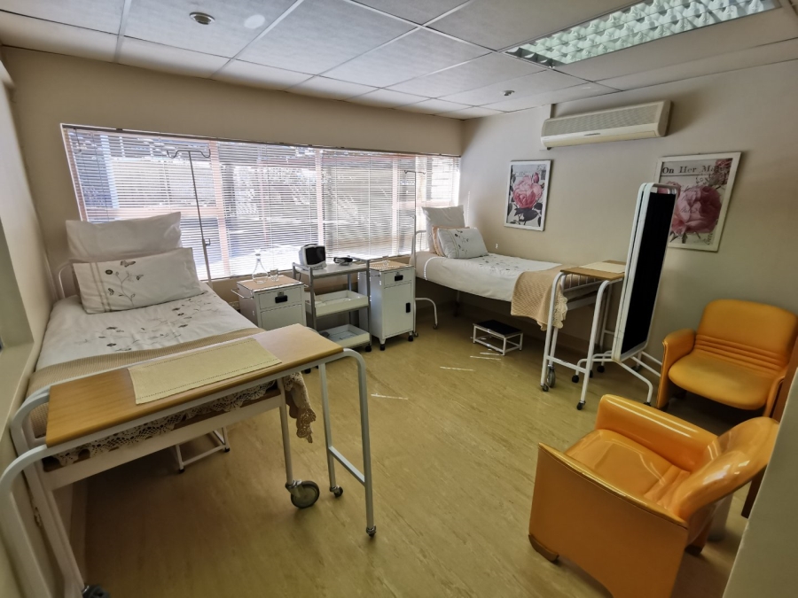 Commercial Property for Sale in Wilkoppies North West